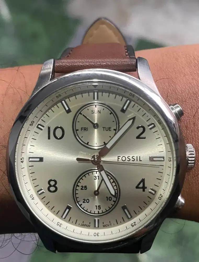 Jam tangan FOSIL