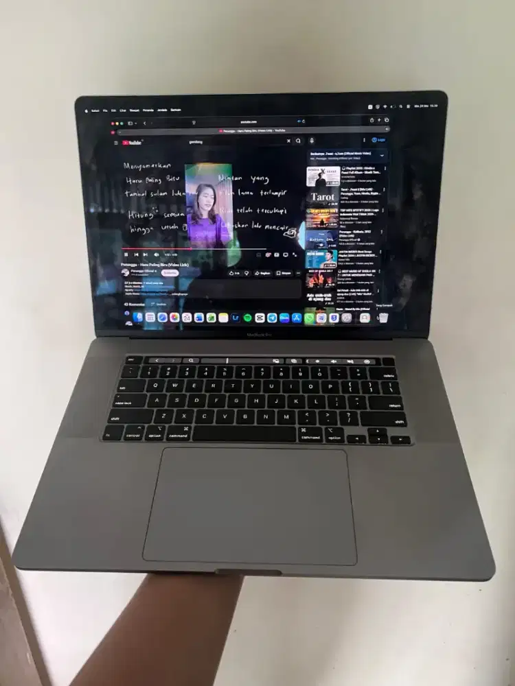 Macbook Pro 2019 16 inch 512gb