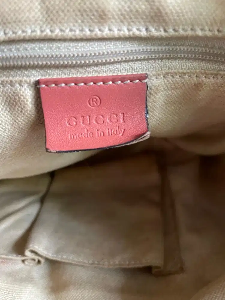 Gucci pink leather sukey satchel