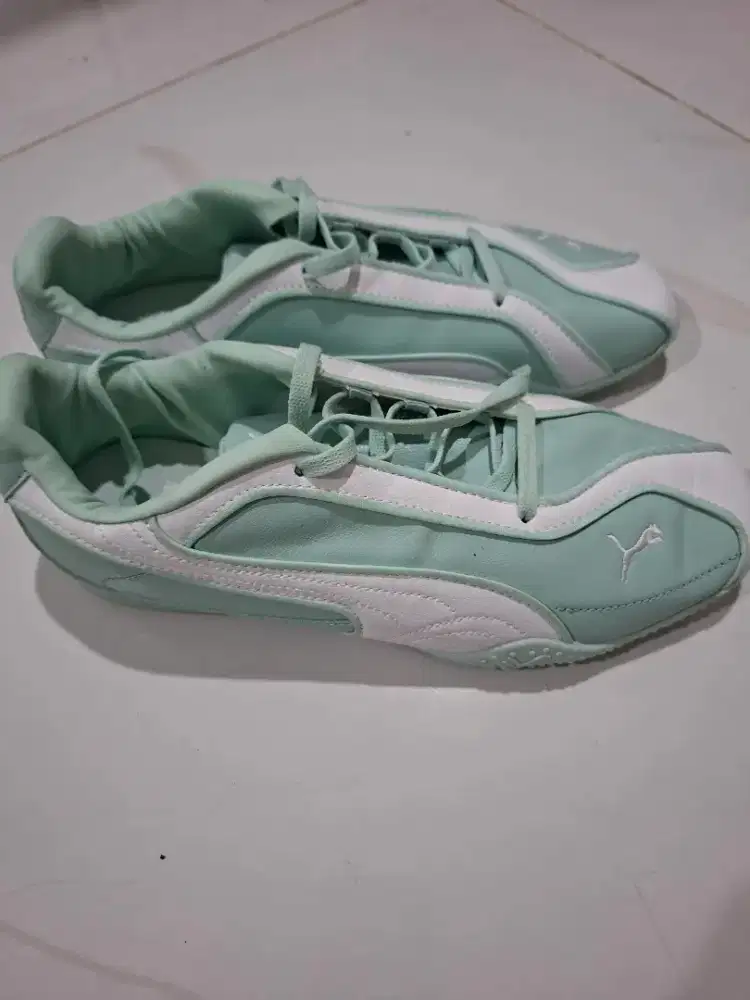 Sepatu PUMA BELLA V2