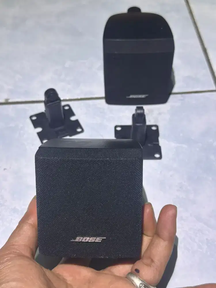 SATELIT BOSE SINGLE MULUS PLUS BREKET