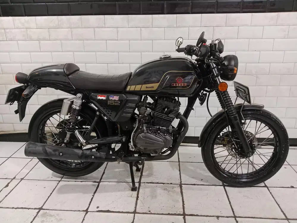 Benelli motobi 152cc tahun 2019 cakep jos
