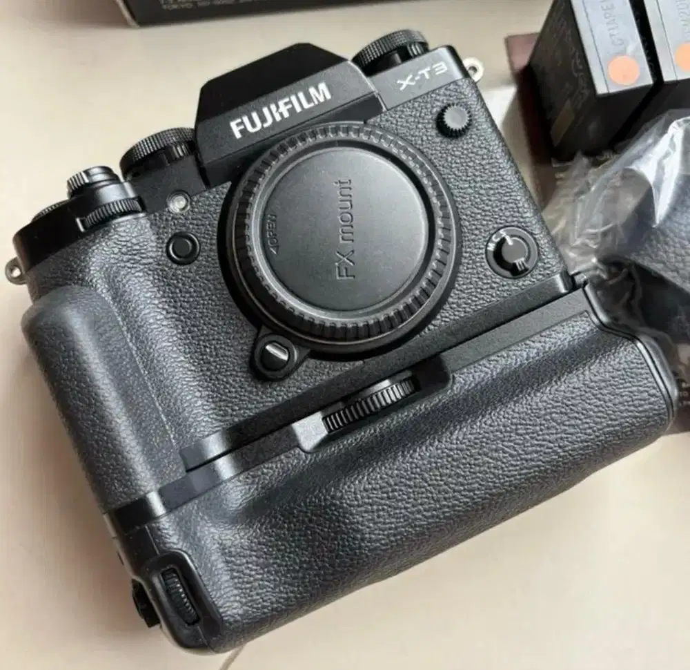 Kamera Fujifilm X-T3 XT3 Body Only
