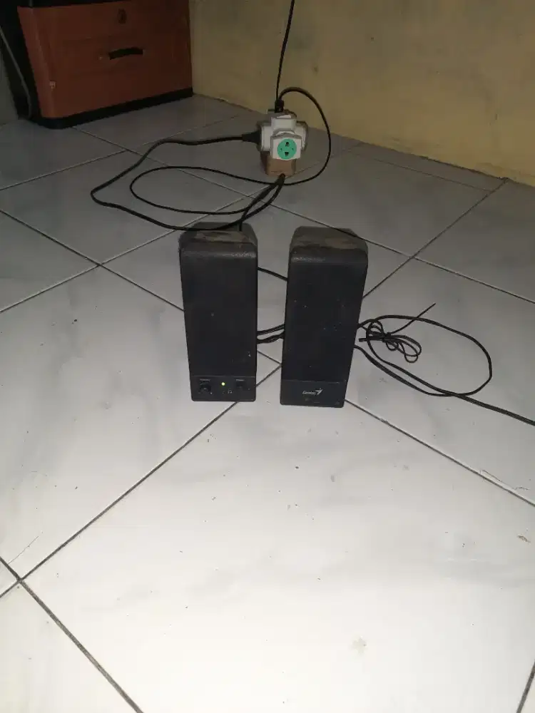 Speaker komputer merk genius