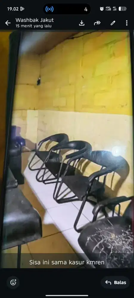 Dijual cepat kursi dan bed salon