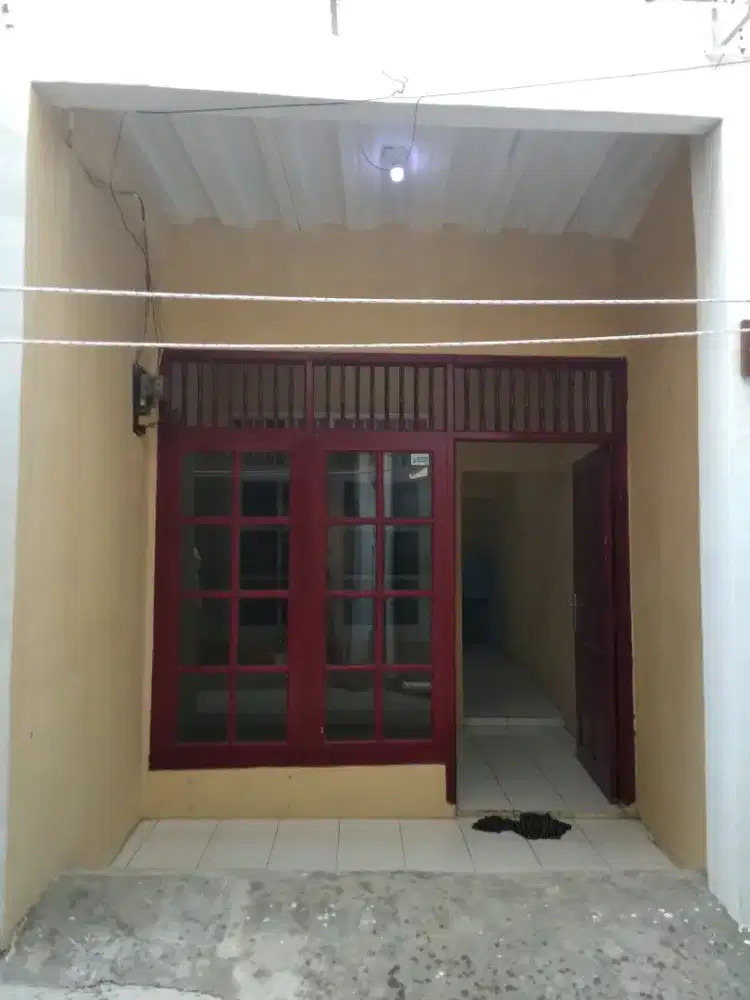 Di Kontrakan Petakan Rumah Di Jl Abdul Majid, Cipete, Jakarta Selatan