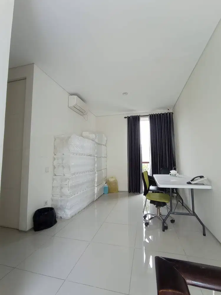 Dijual Rumah second Rumah Pelican Hill Citraland