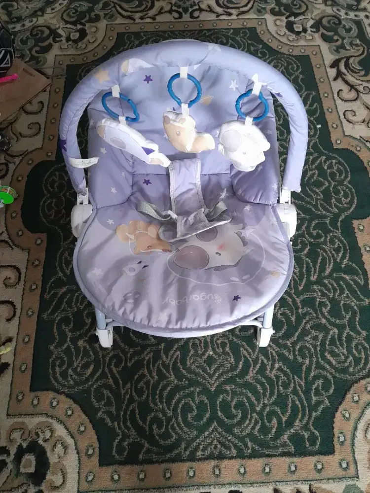 Ayunan Bayi bekas