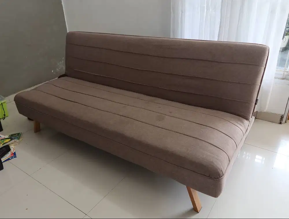 Kursi Sofa Informa Skandinavian