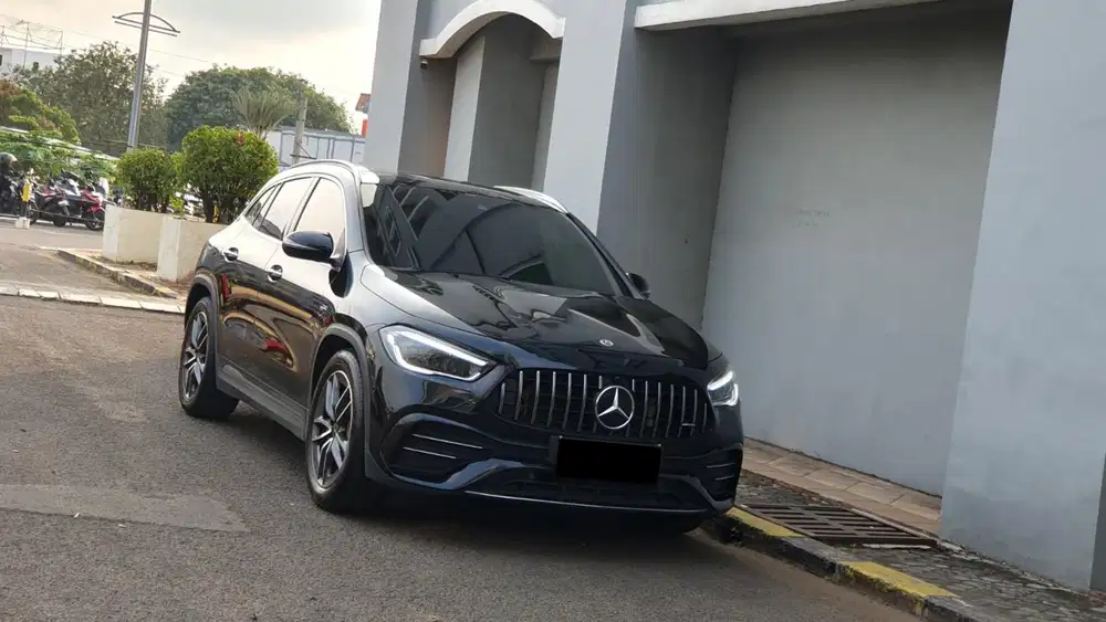 [ ANTIK LOW KM ] Mercedes Benz Mercy AMG GLA35 GLA 35 4Matic 2023/2024
