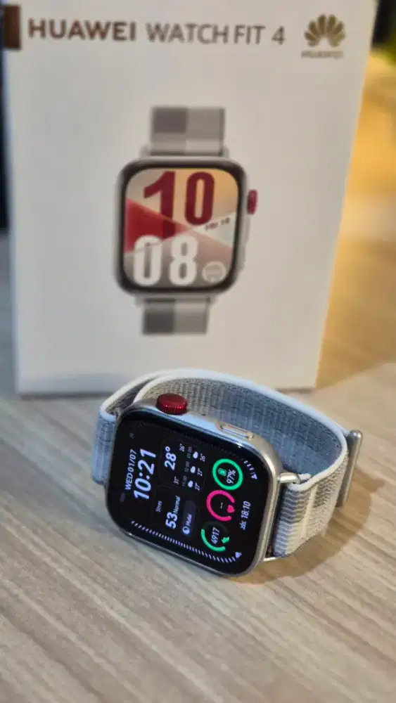 Pre-Loved Huawei Watchfit 4 Silver Nylon Strap NFC like New 99%