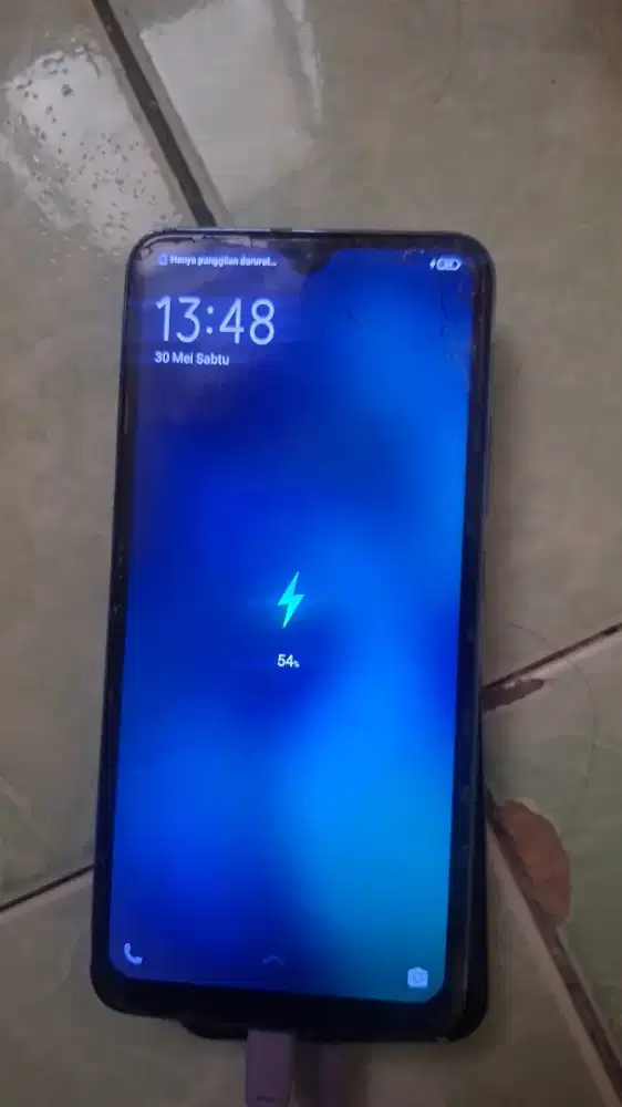 Vivo s1(Refurbished). Hp sudah rusak tapi masih nyala kalau di cas