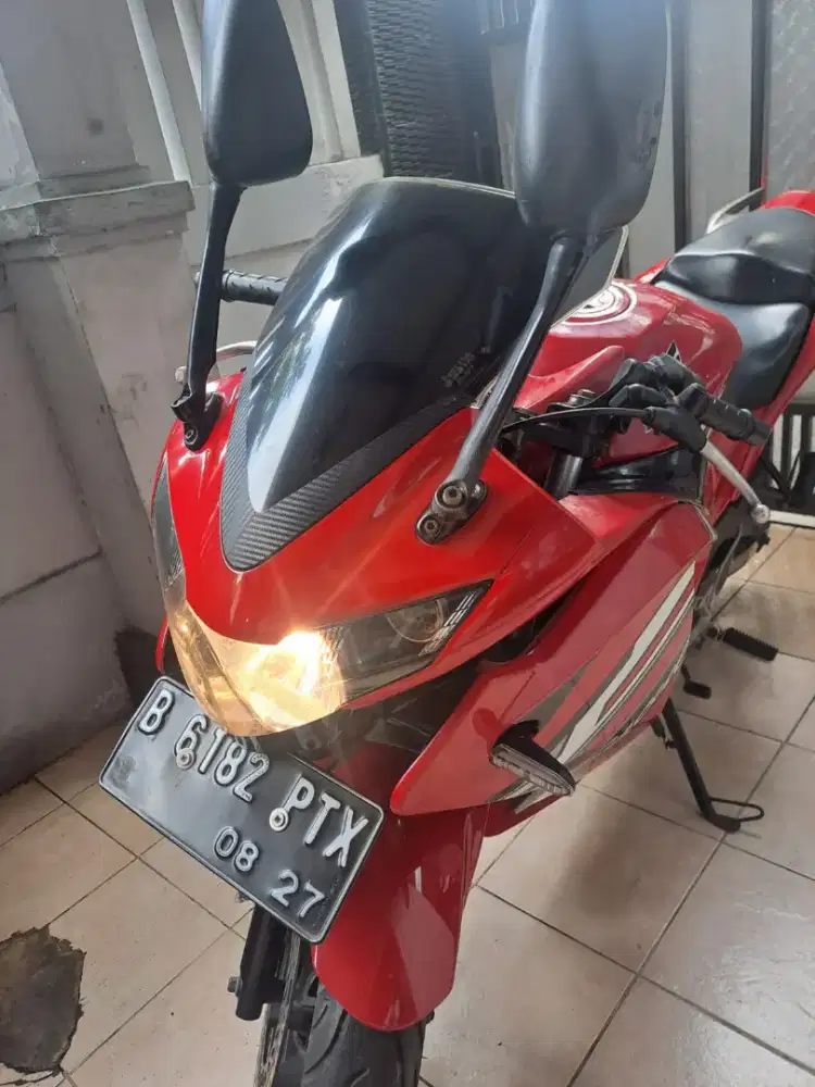 Honda CBR 150 CC Th. 2012 modif