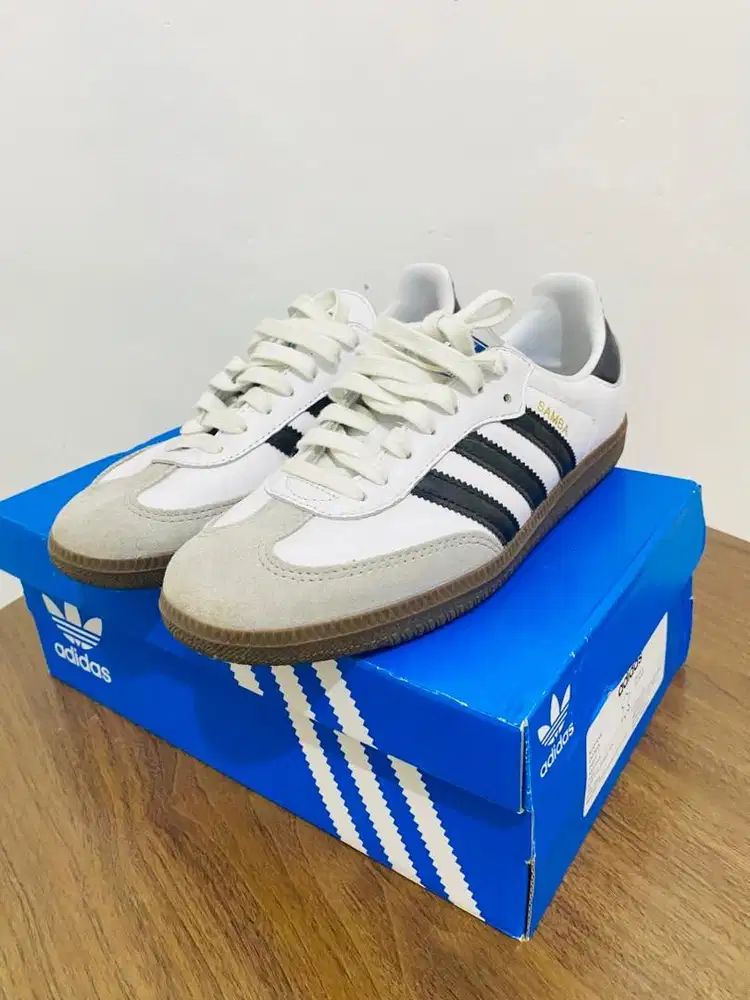 Preloved Adidas Samba OG White Black Size 40 2/3