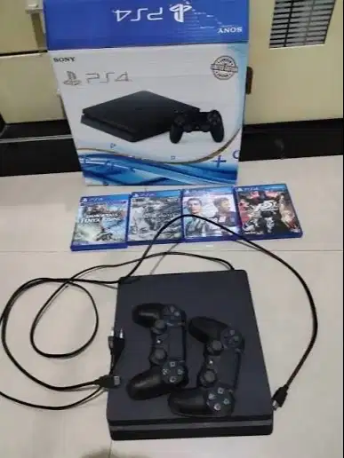 Dijual PS4 Slim 500GB