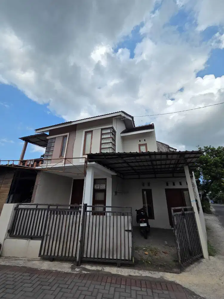 DISEWAKAN / TERIMA KOST RUMAH DEKAT STIKES SURYA GLOBAL
