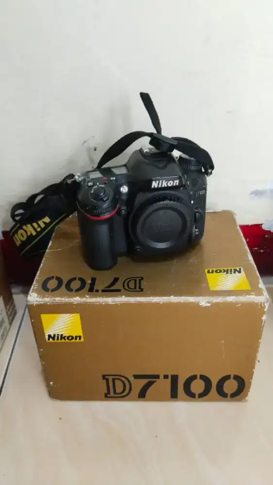 Kamera Nikon D7100, Nikkor 50mm f1.8, Sigma 18-200mm, Tripod Kamera