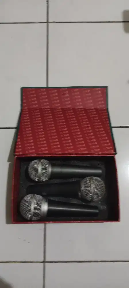 Microphone Berbagai Merek. Wireless dan Kabel