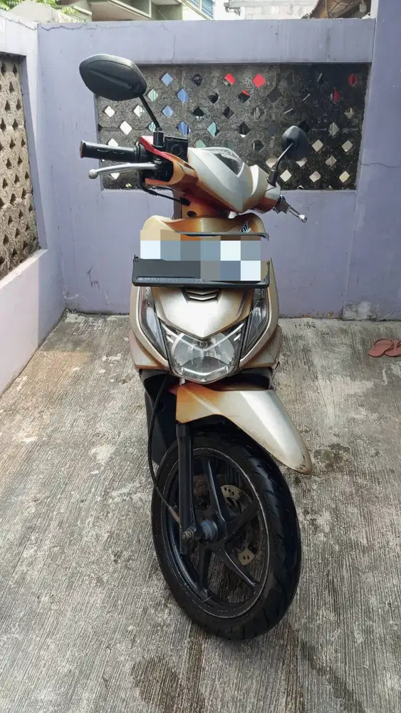 Dijual Honda Beat Karbu 2012 - Surat Lengkap, Mesin Hidup