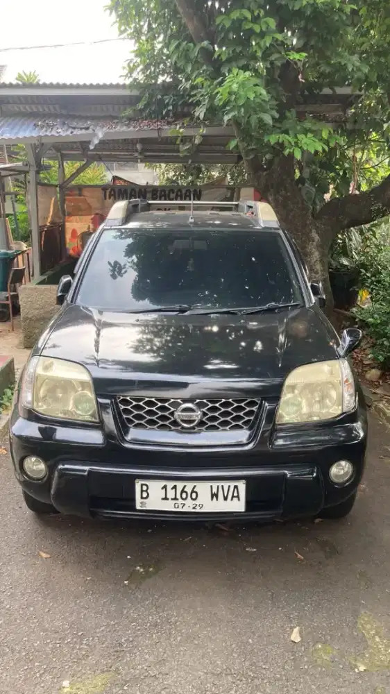 Nissan Xtrail XT 2003 Matic Hitam Murah Pribadi