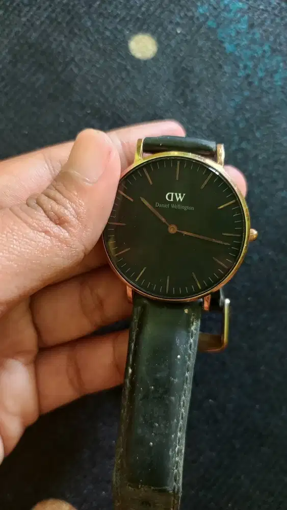 Jam tangan Daniel Wellington