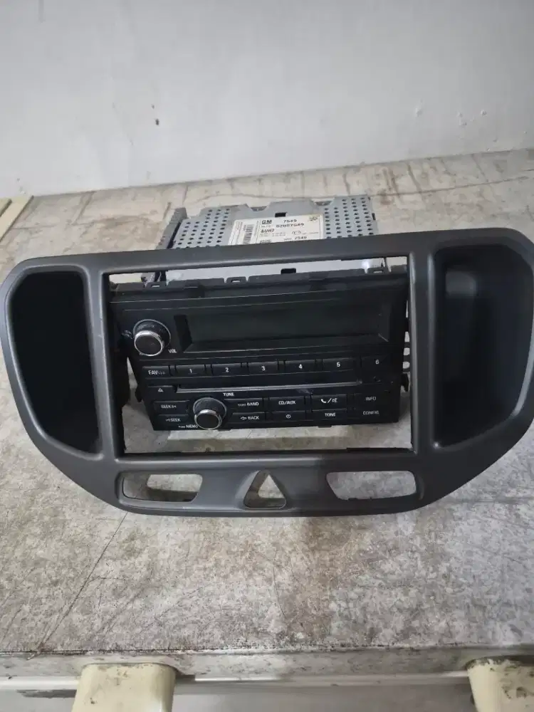 Head unit chevrolet spin ltz