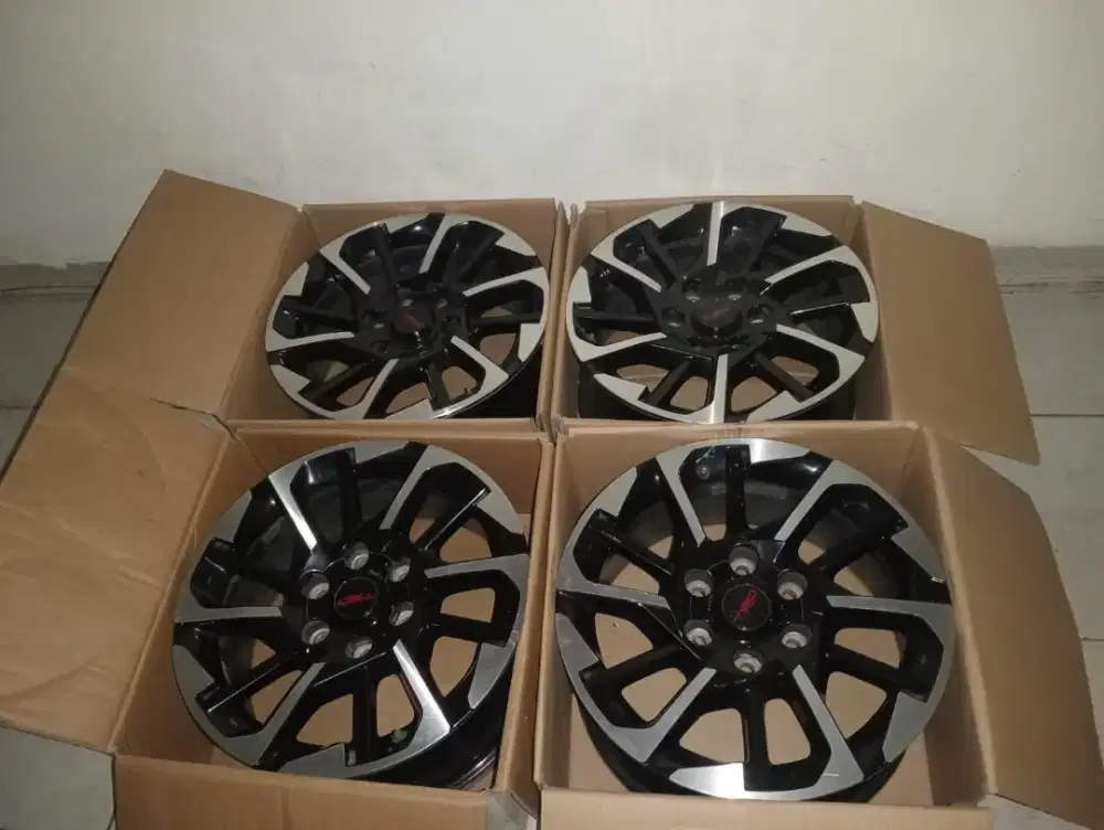 Velg Fortuner TRD 2021