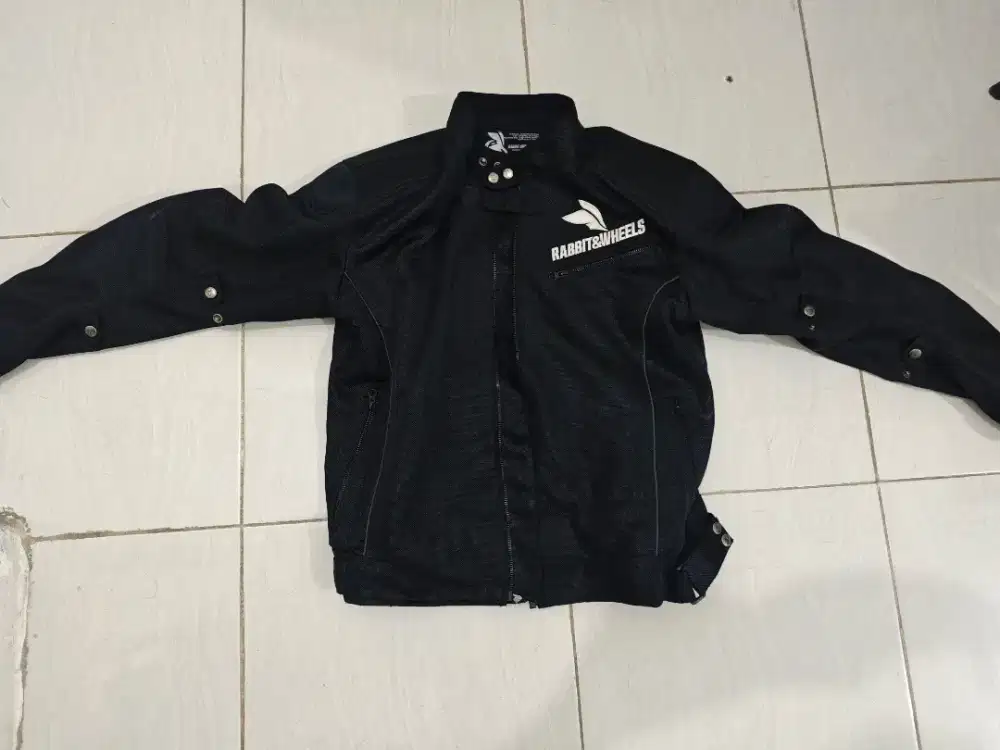 Jaket Rabbit and Wheels