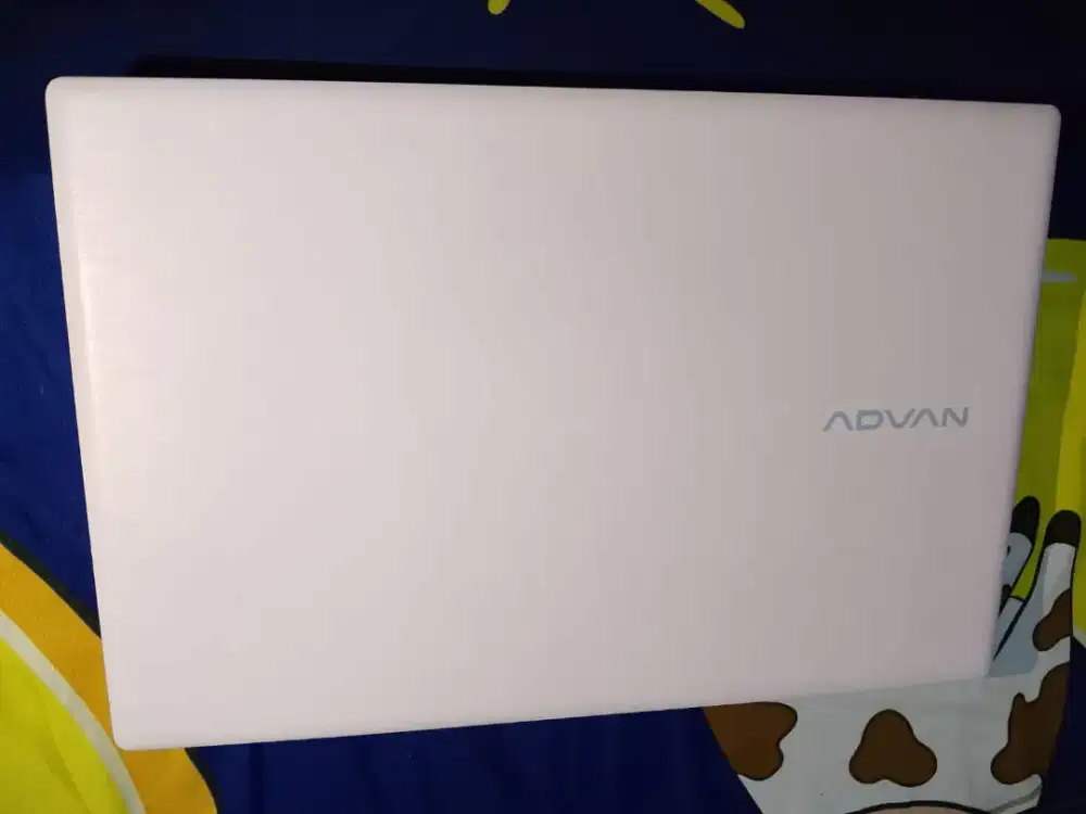 DIJUAL laptop advan