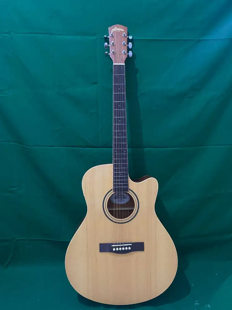 Gitar Akustik AVALONE AC 114CE (String)