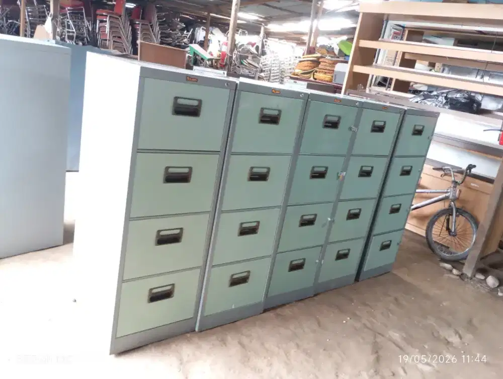 Feeling cabinet