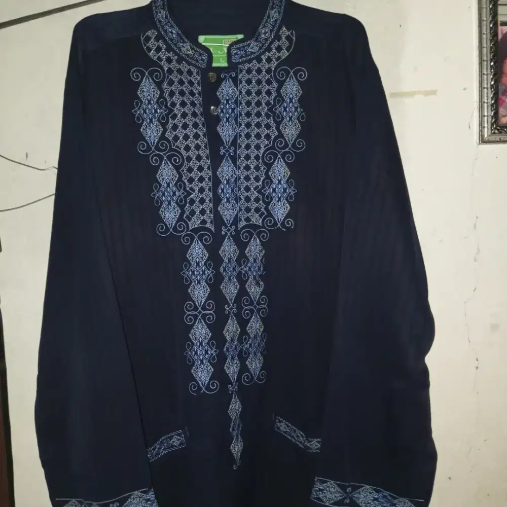Dijual cepat baju Koko premium quality Al Mia n sarung