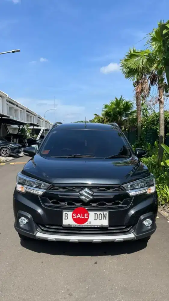 Suzuki XL7 Alpha Hybrid Hitam 2023