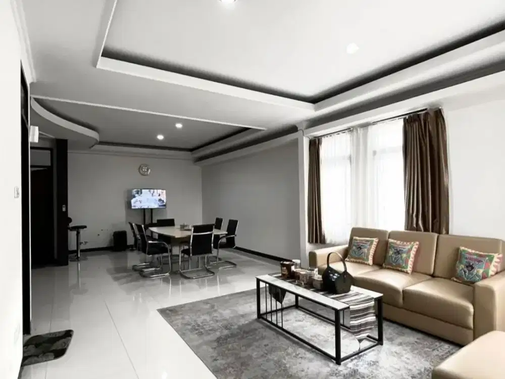 Rumah hook bagus lokasi strategis dekat jalan BKR Bandung