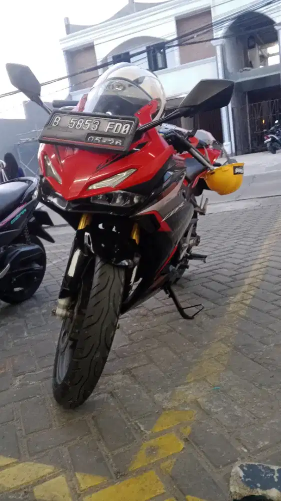 CBR 150r 2021 STNK BPKB faktur lengkap