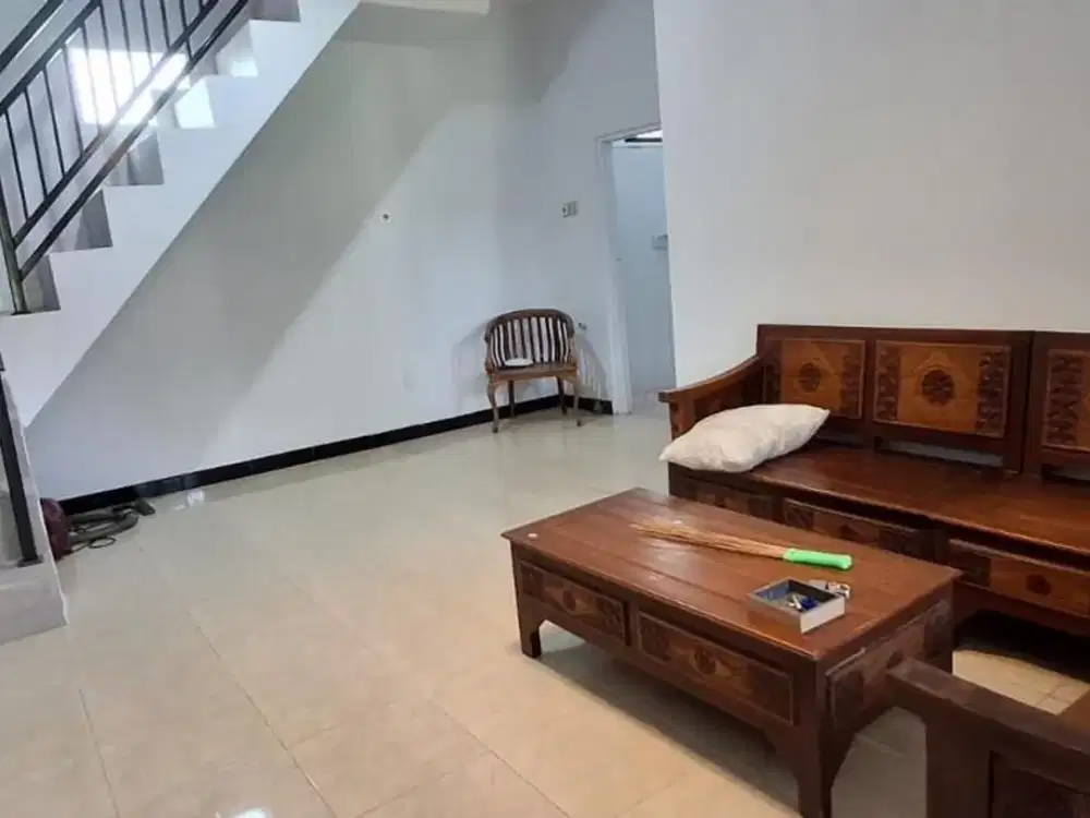Rumah Nyaman 2 Lantai Dijual di Jimbaran, Kuta Selatan Area