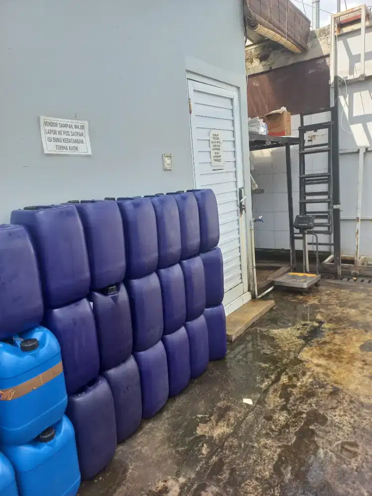 Jerigen kuat dan tebal