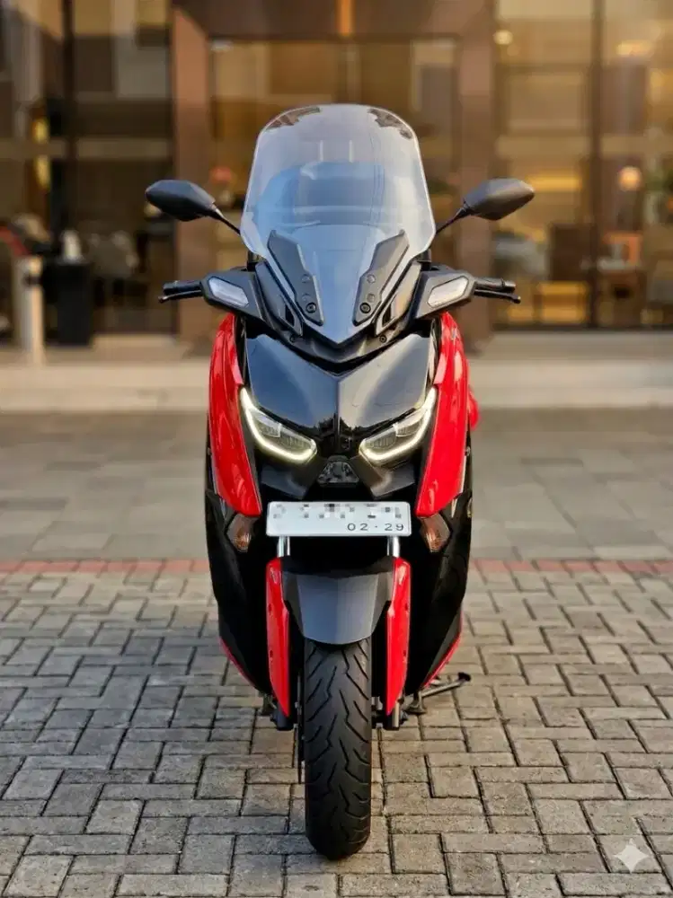 Yamaha XMAX 2024 Mulus Include Box Full set Ori Yamaha senilai 8.8 Jt