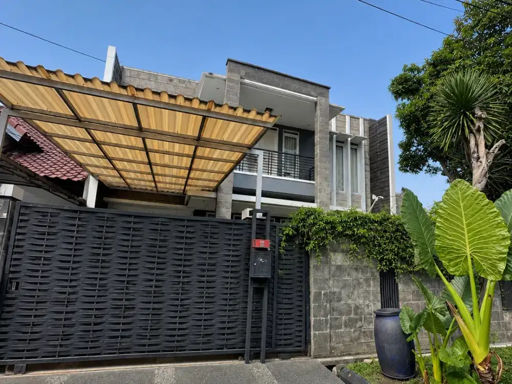 Rumah mewah 2 lantai batununggal indah bandung kota