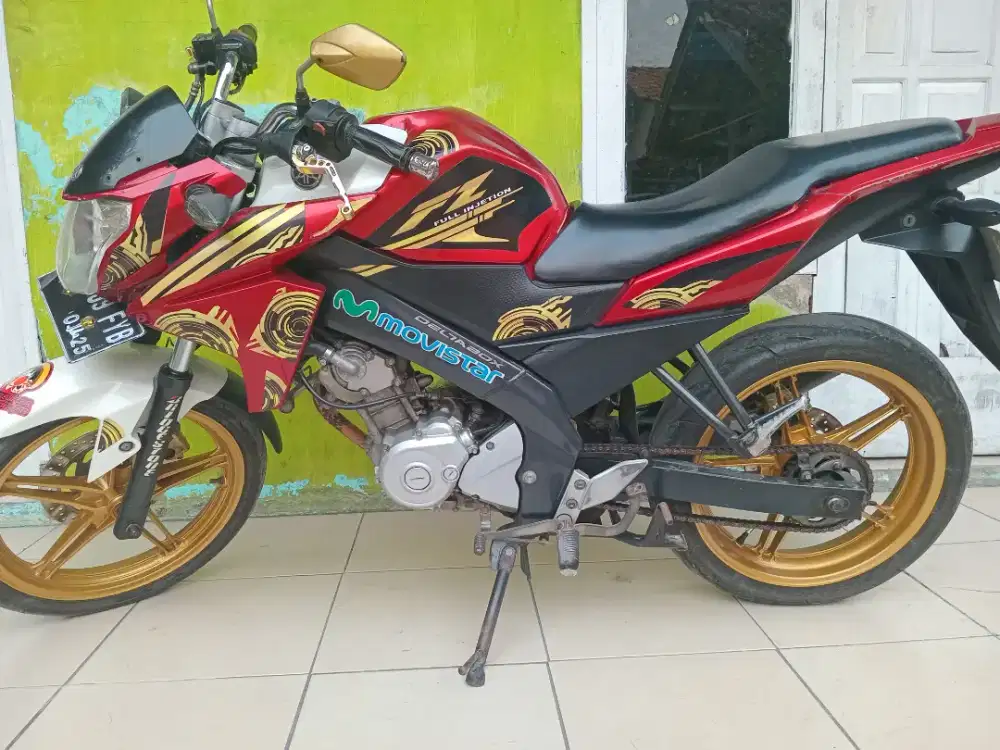 Jual motor vixion tahun 2014