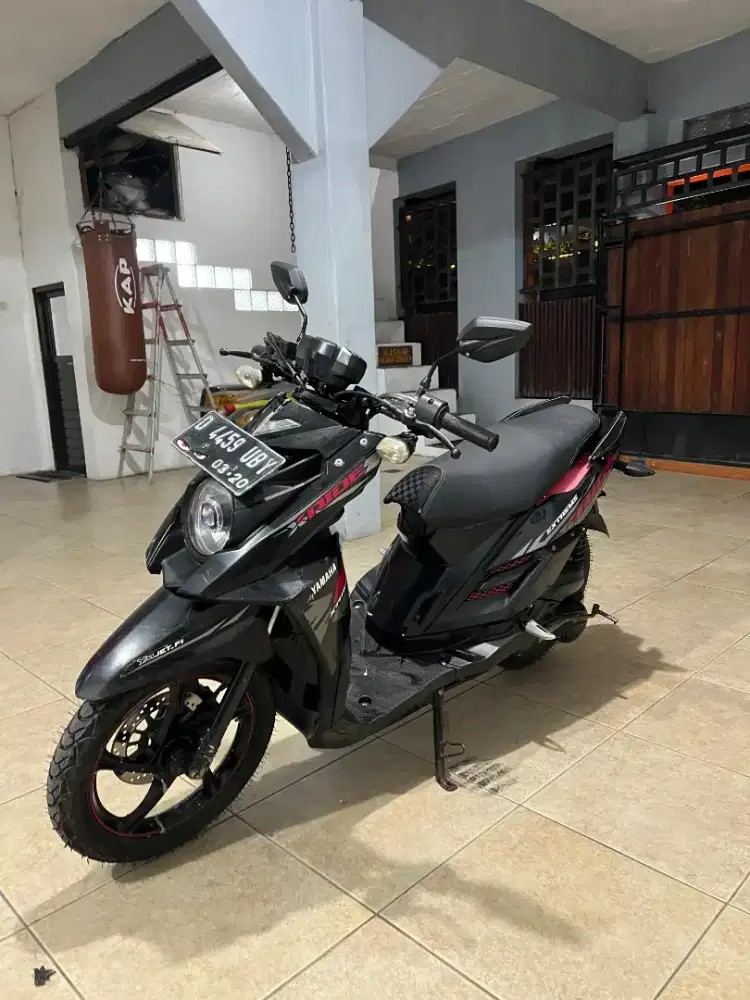 Yamaha X-Ride 2015