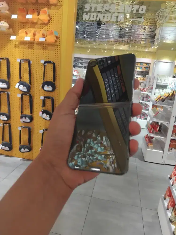 Samsung Z Flip 5 SEIN 8/256gb