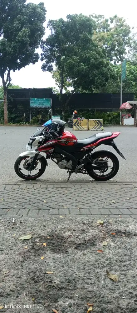 Jual motor Yamaha Vixion 2014