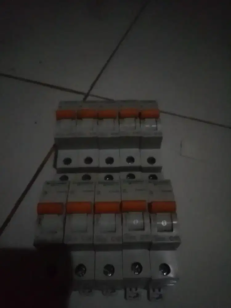 MCB Schneider 10 dan 16 Ampere