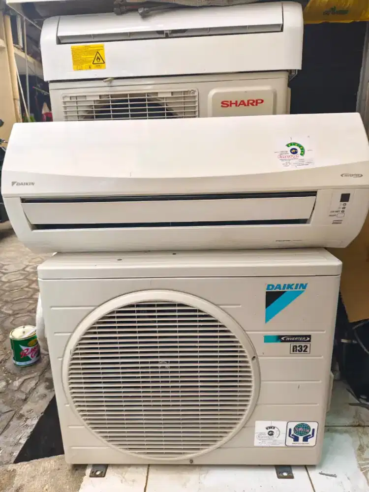 AC Daikin inverter 1/2pk Thailand r32