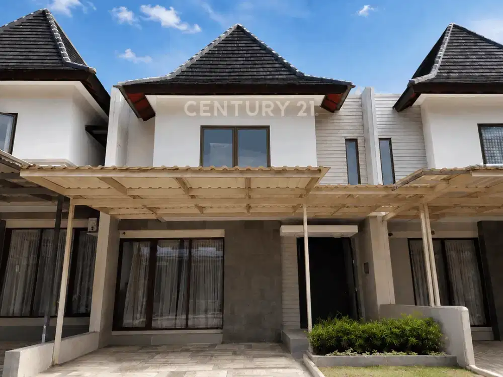 Rumah 2 Lantai Dalam Perumahan Dekat Transmart Maguwoharjo