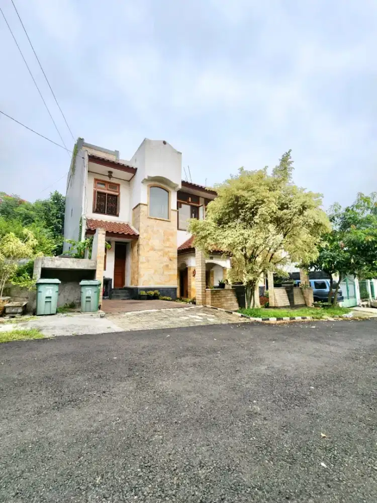 Rumah Tanah Luas Bangunan Luas Di Cinere Estate