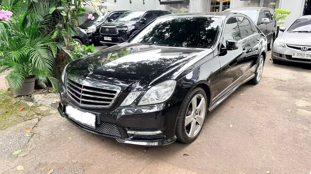 Dijual Mercedes Benz E250 2013
