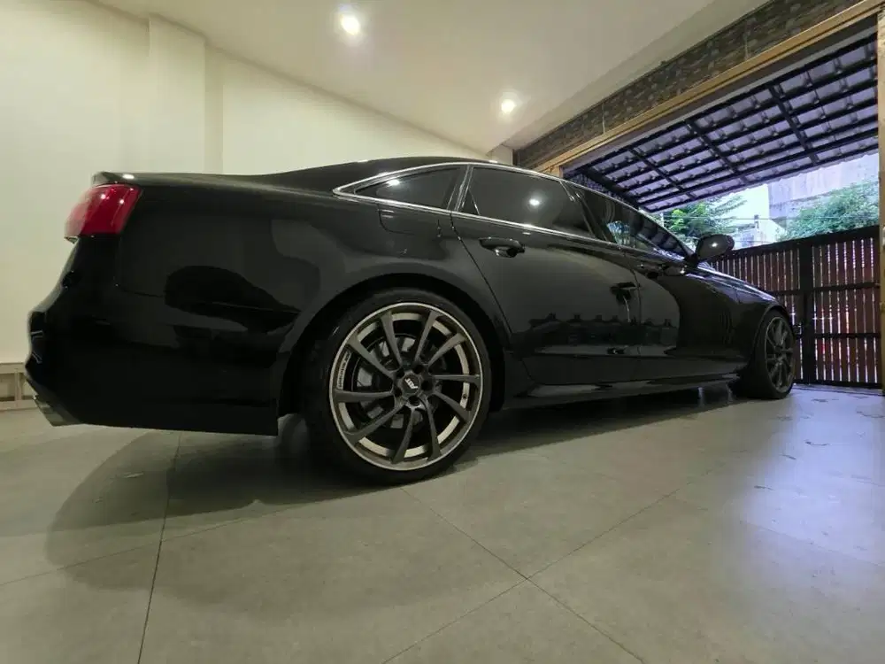 Audi A6 3.0 quatrro B&O speaker &Vacum Door
