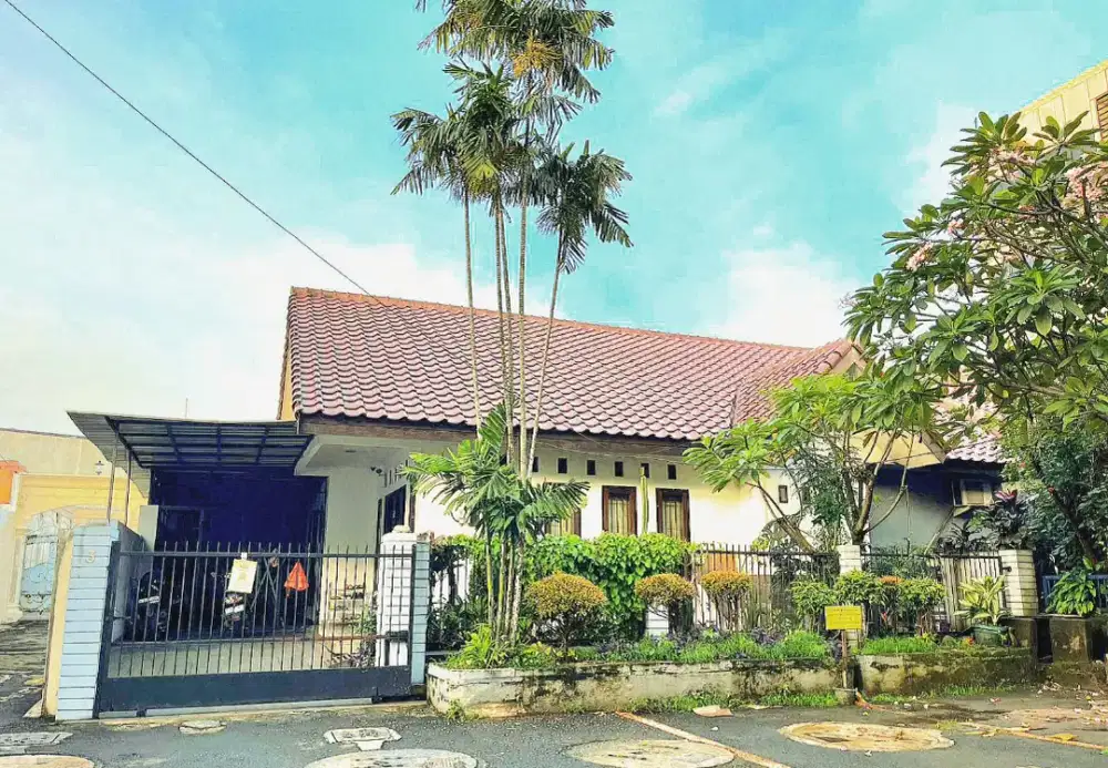 Rumah Tinggal Hunian Komplek Cilandak Barat
